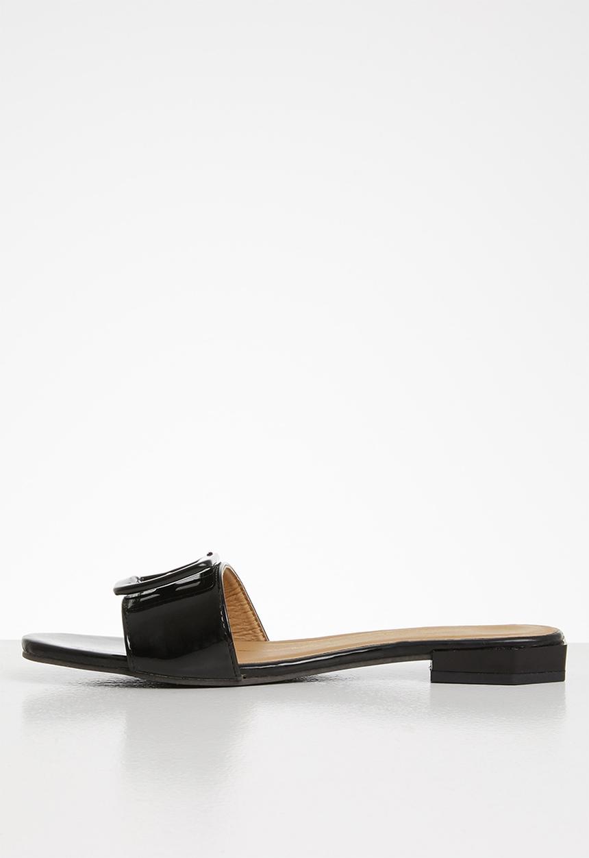 Seduction - Big buckle low heel slide - black