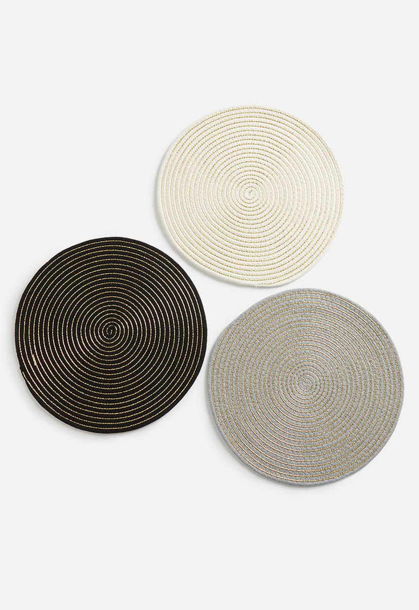Excellent Houseware - Placemat set of 3 - multi 