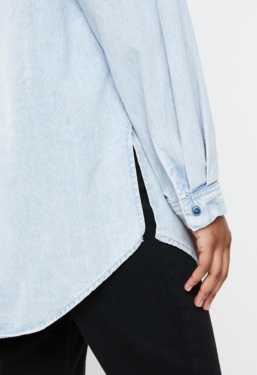 Missguided - Boyfriend fit oversized denim shirt - blue