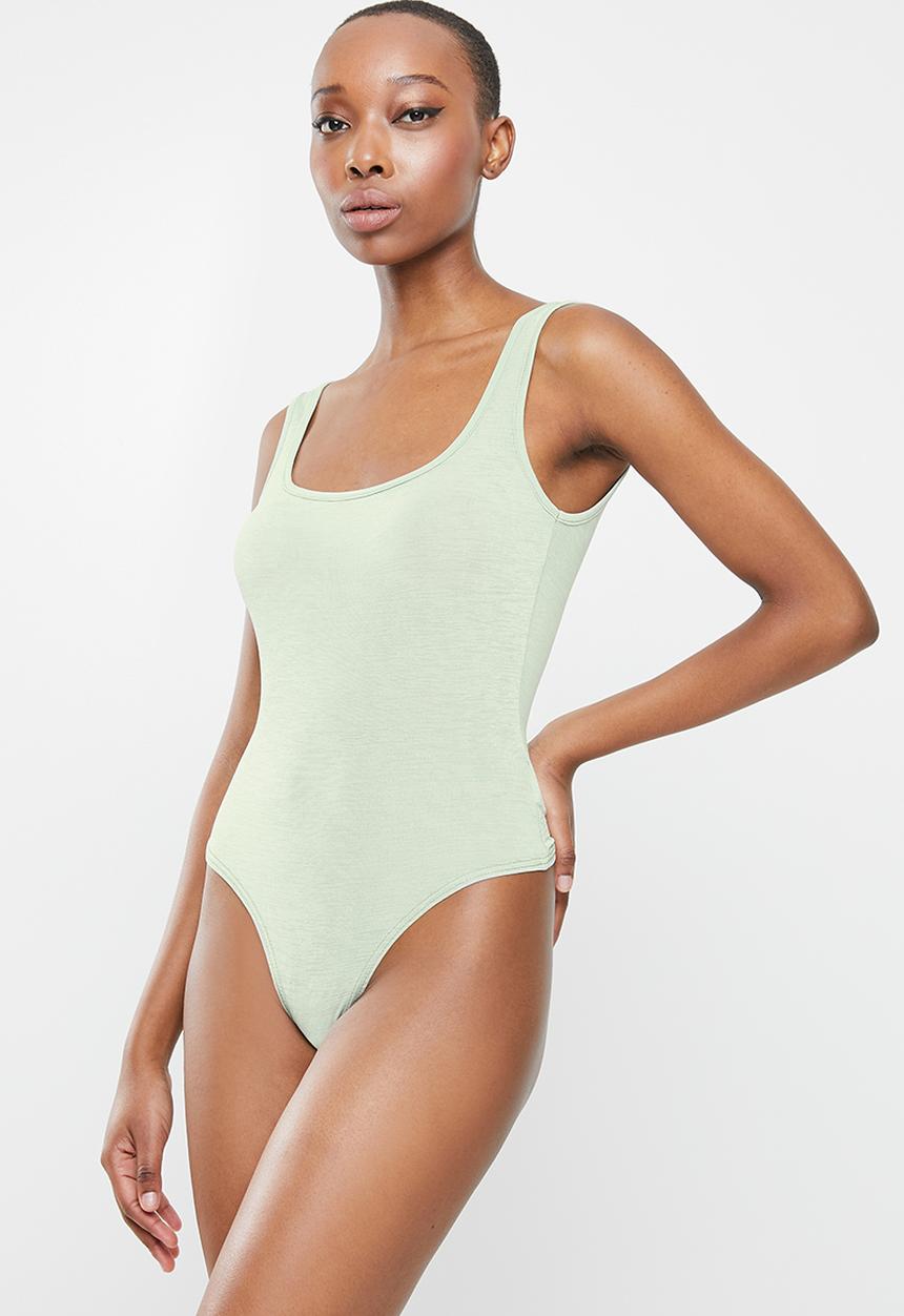 Missguided - Scoop neck low back sleeveless bodysuit - green 
