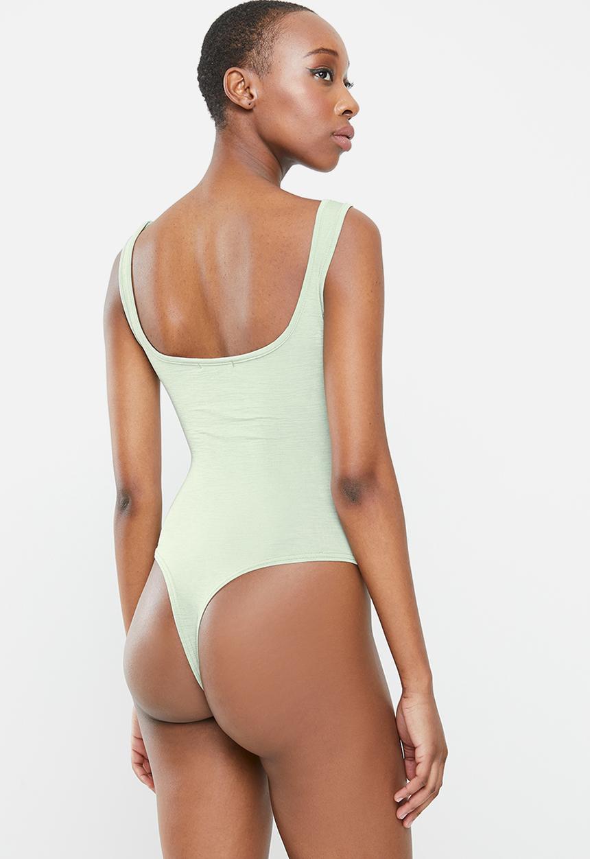 Missguided - Scoop neck low back sleeveless bodysuit - green 
