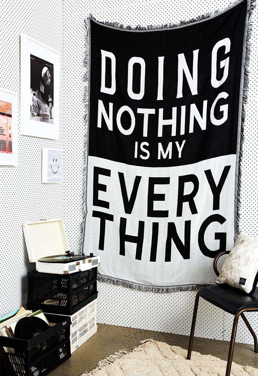 Typo - Woven throw - black & white 