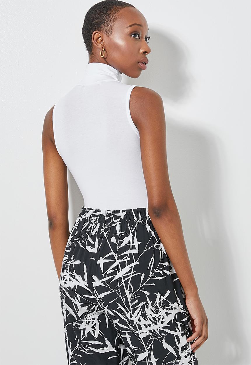 Superbalist - 2 pack turtleneck bodysuit - black & white