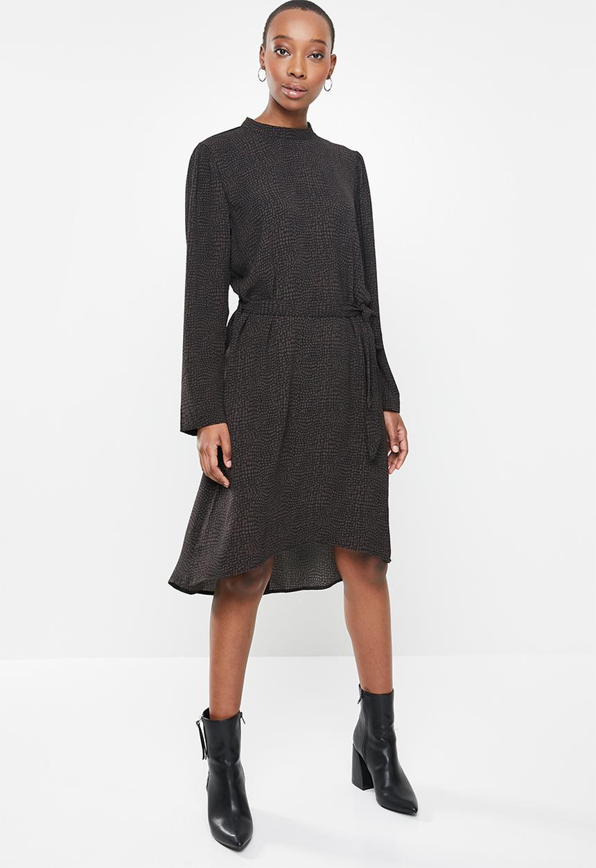 Jacqueline de Yong - Elsa piper long sleeve below knee dress - black & brown 