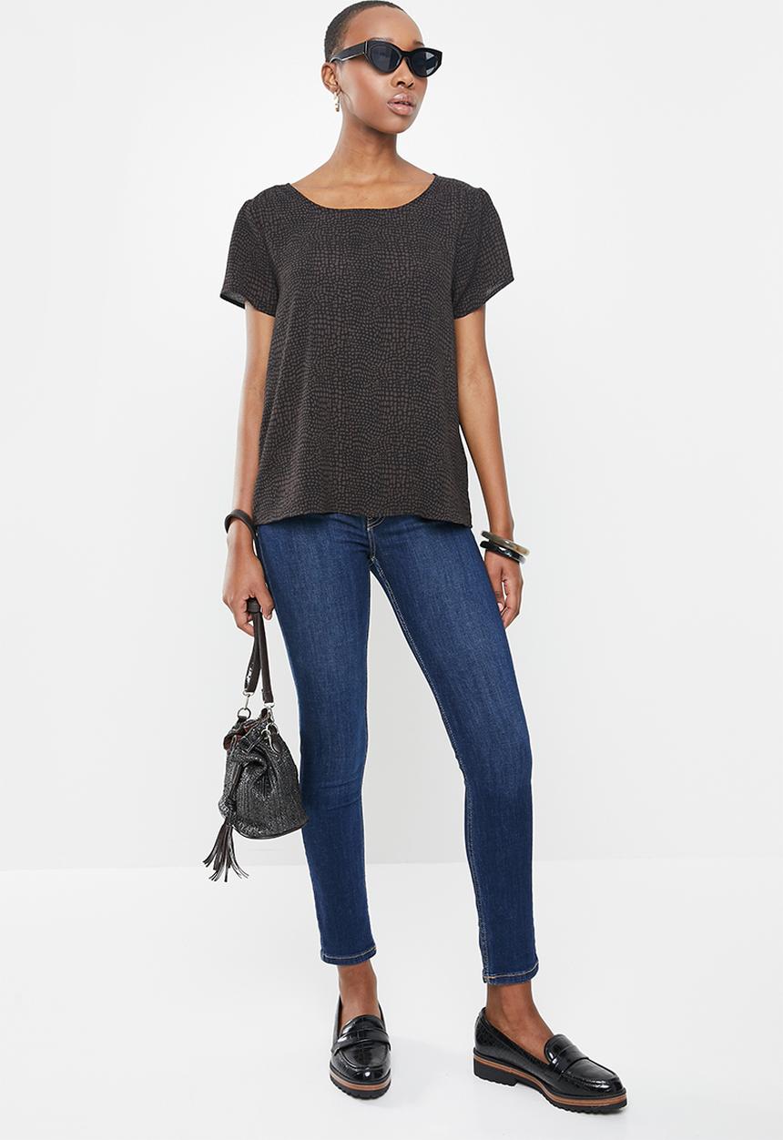 Jacqueline de Yong - Elsa short sleeve puff blouse - black & brown 