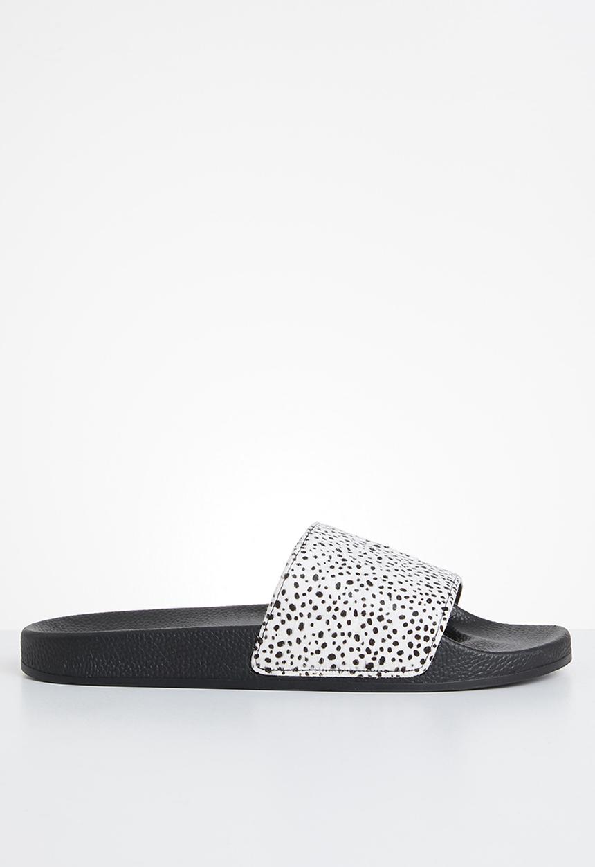 SUPERGA - 1908 Ponyhair - black & white