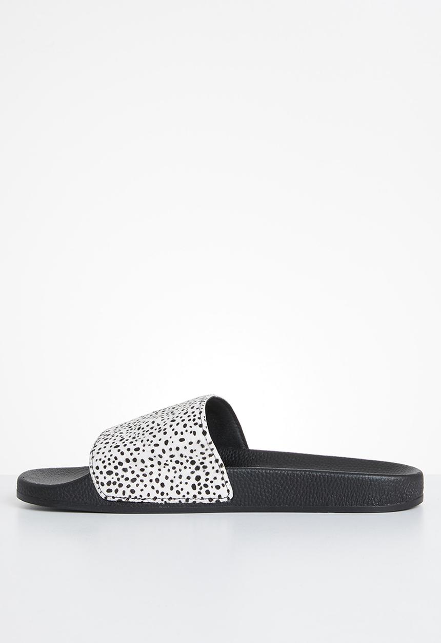SUPERGA - 1908 Ponyhair - black & white