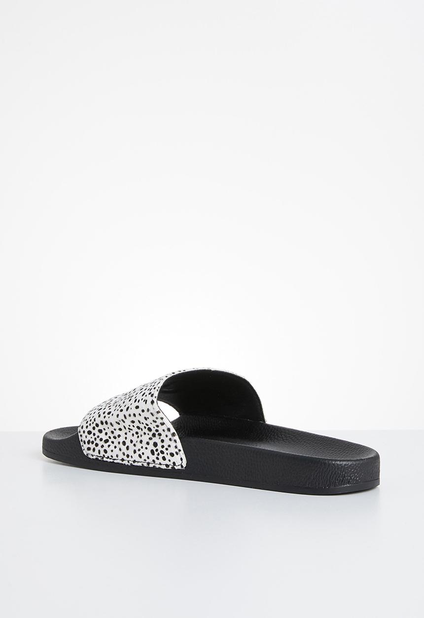 SUPERGA - 1908 Ponyhair - black & white