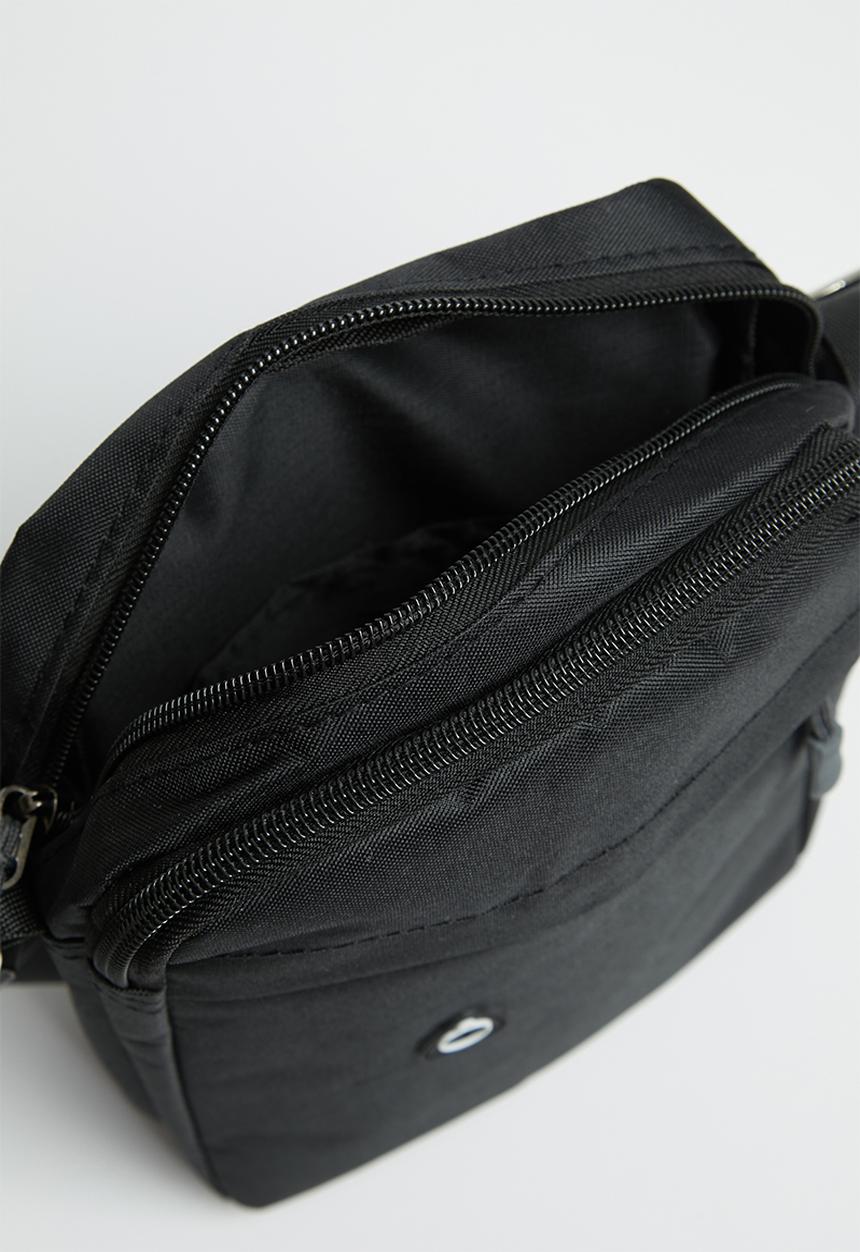 Superbalist - Archie crossbody bag - black
