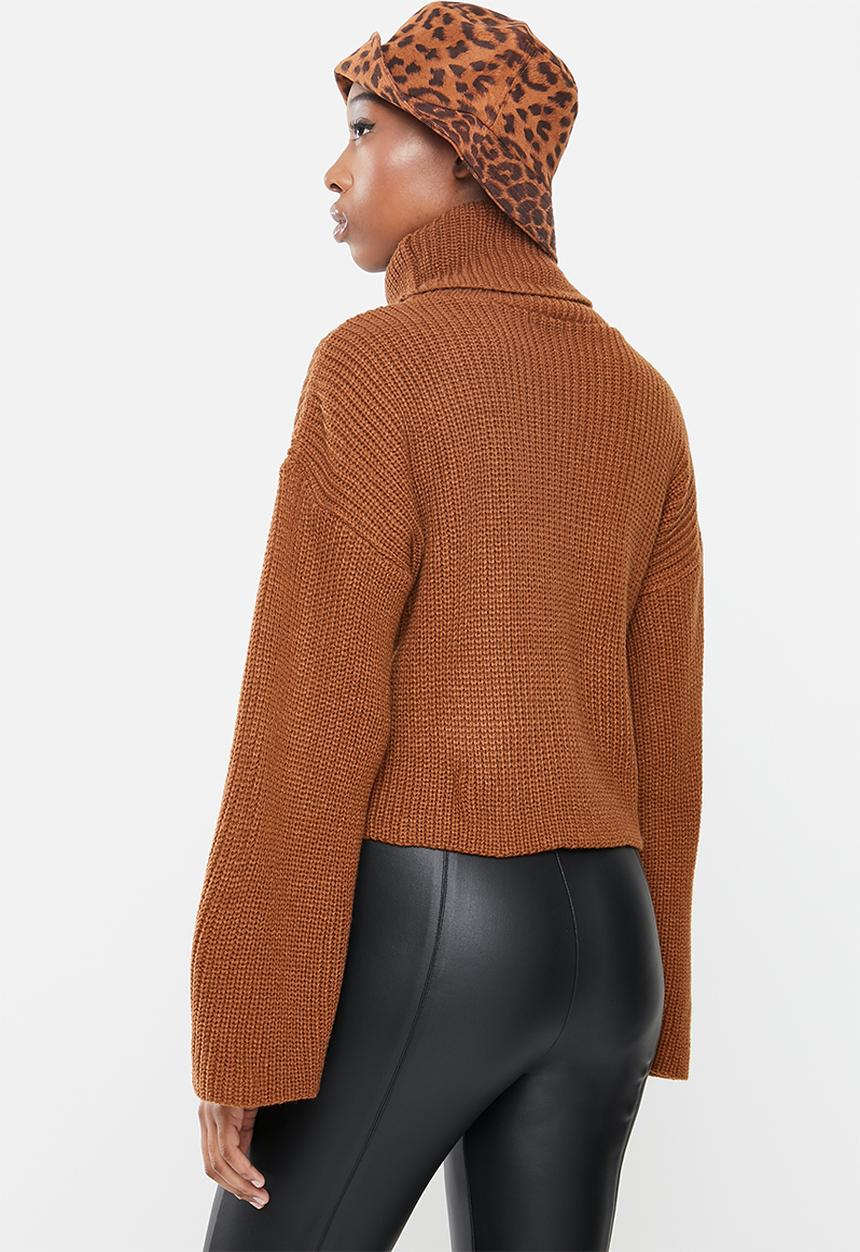 Blake - Ribbed knit bell sleeve sweater - tobacco