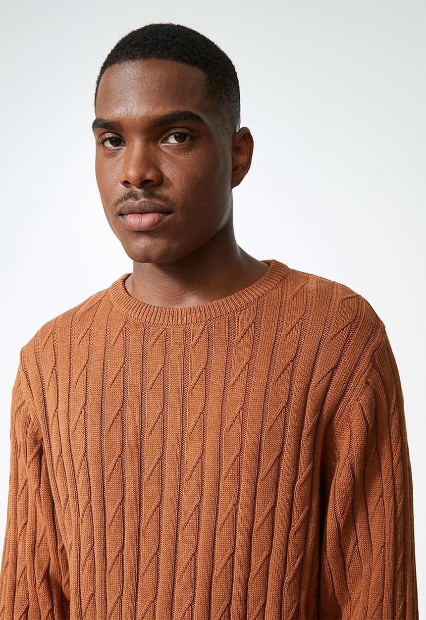 Superbalist - Regular fit cable knit jersey - tobacco