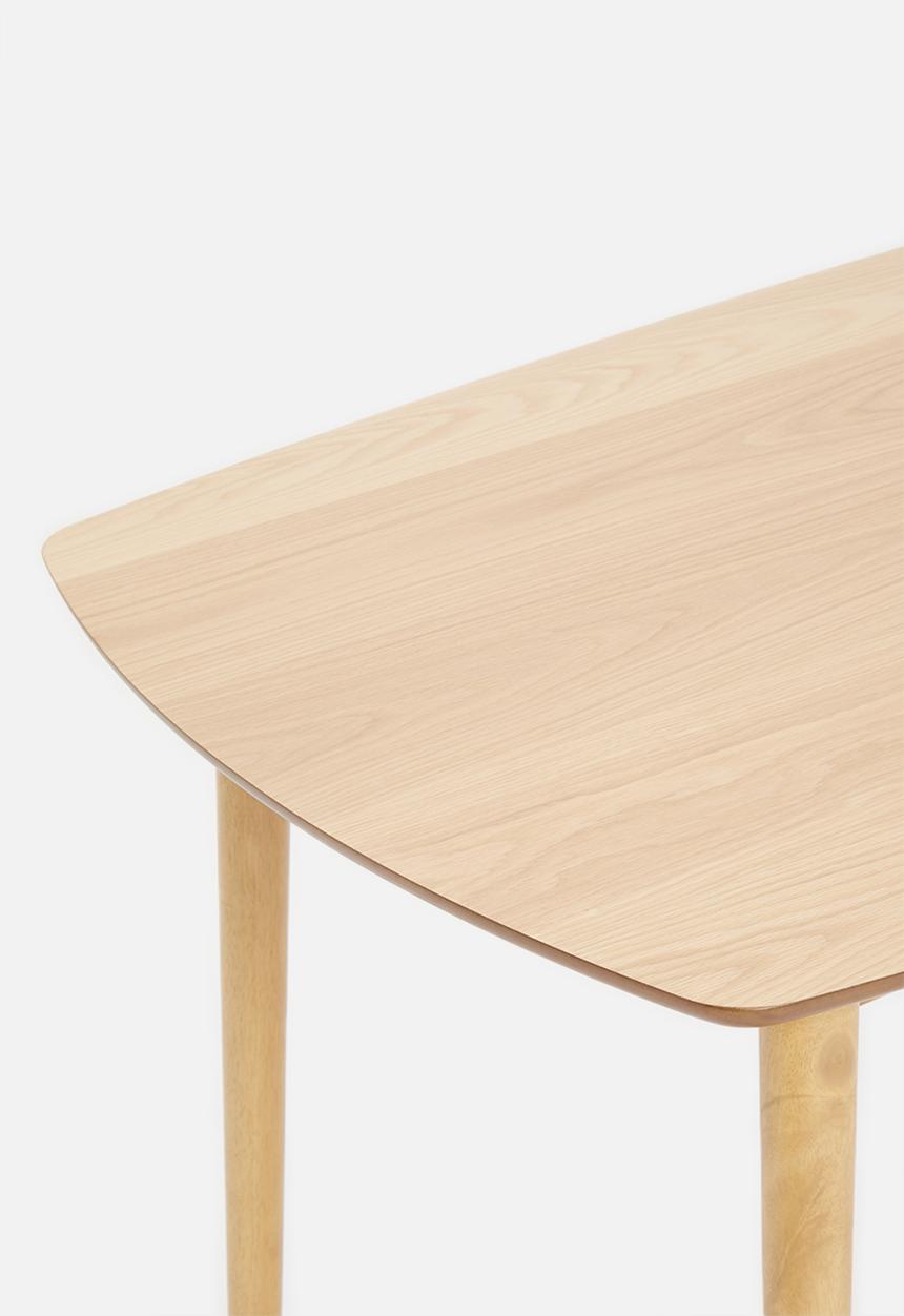 Sixth Floor - Hasting dining table - oak
