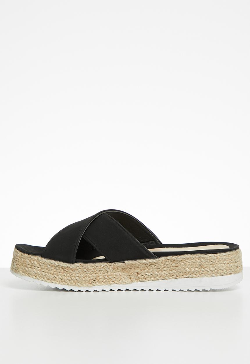 Seduction - Criss-cross flatform sandal - black