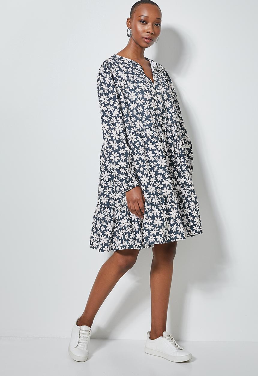 Superbalist - Volume tiered dress - navy & white 