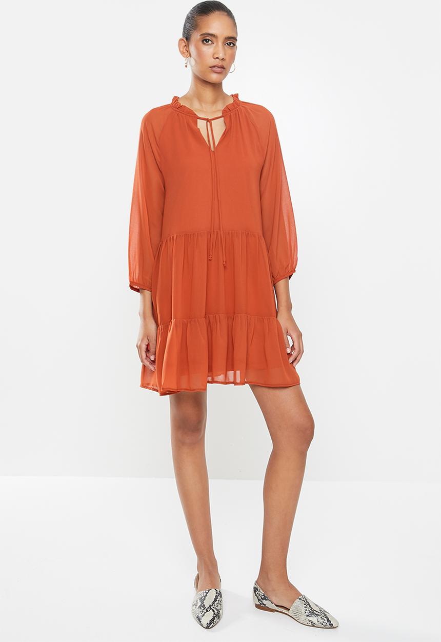 MILLA - Pie crust mini tiered dress - rust 