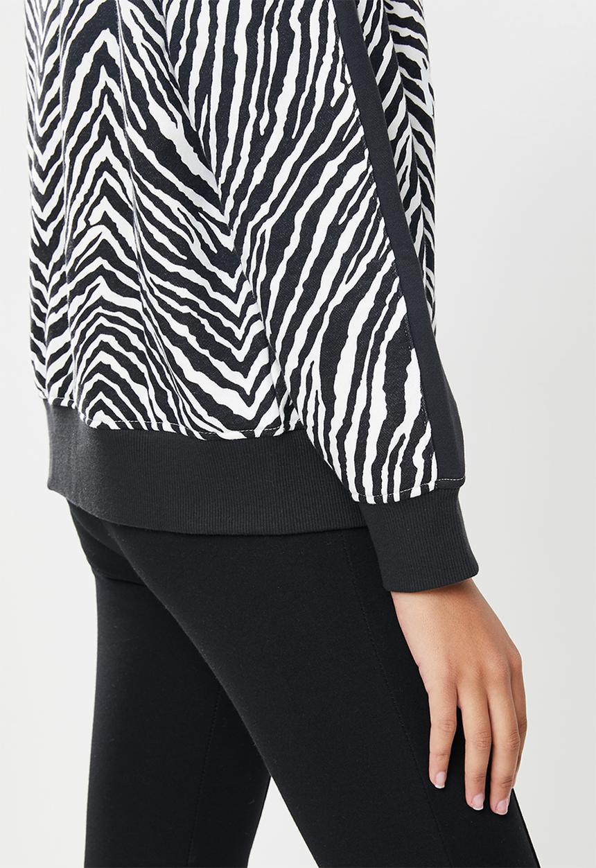 New Balance  - Athletics animal print crew print - white & black 