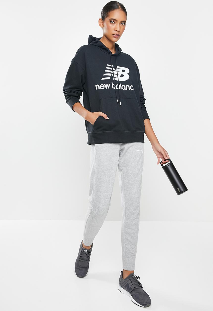 New Balance  - Essentials stacked logo oversized hoodie - black