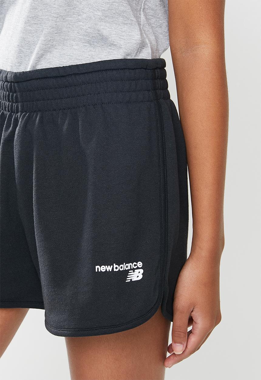 New Balance  - Classic core short - black