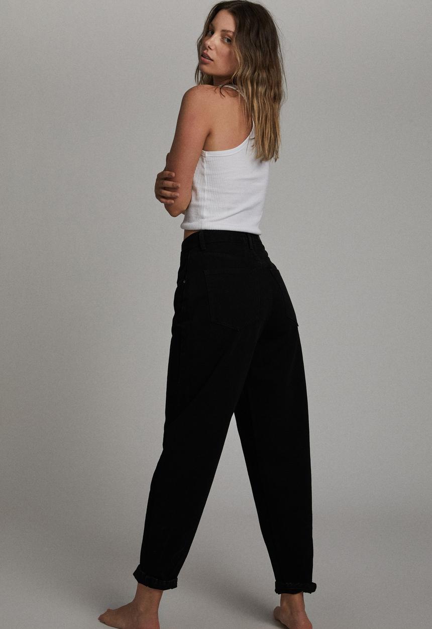 Cotton On - Slouch mom jean - black