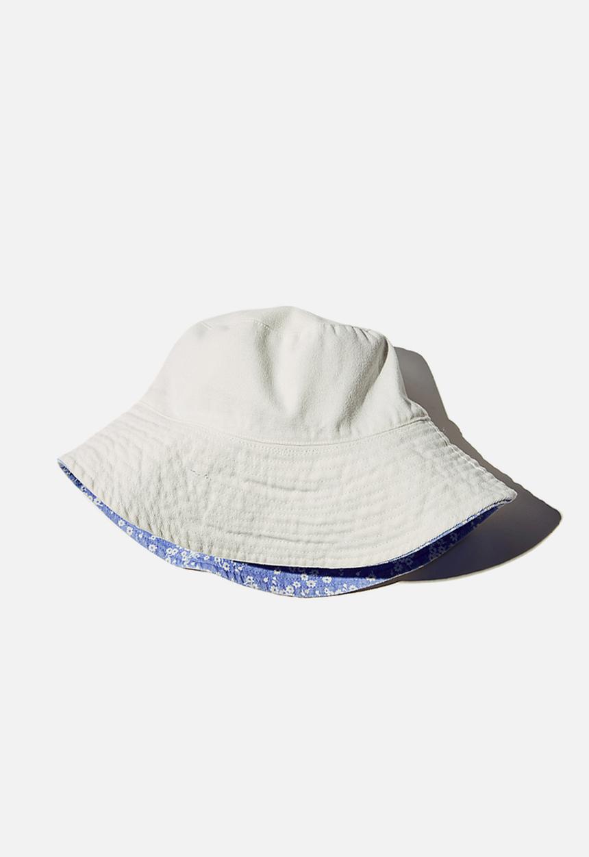 Rubi - Elly reversible wide brim bucket hat - blue lena floral