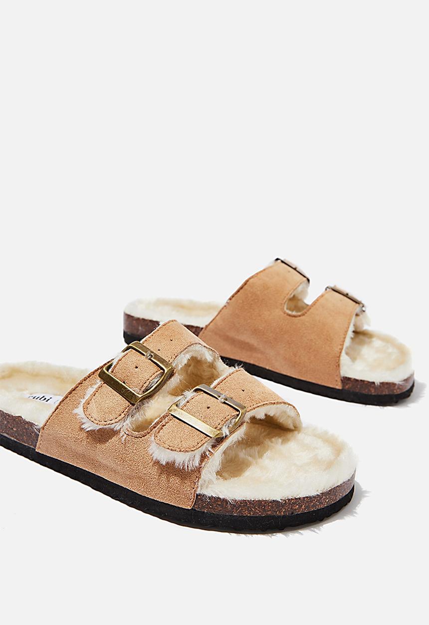 Cotton On - Rex faux fur double buckle slide - tan & cream