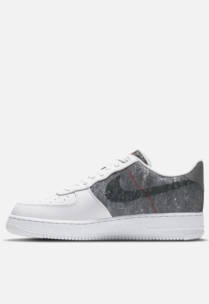 Nike - Air Force 1 '07 lv8 - white/clear-lt smoke grey-black
