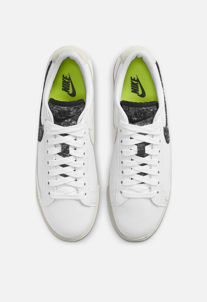 Nike - Nike blazer low se - da4934-100 - white/white-black-light bone