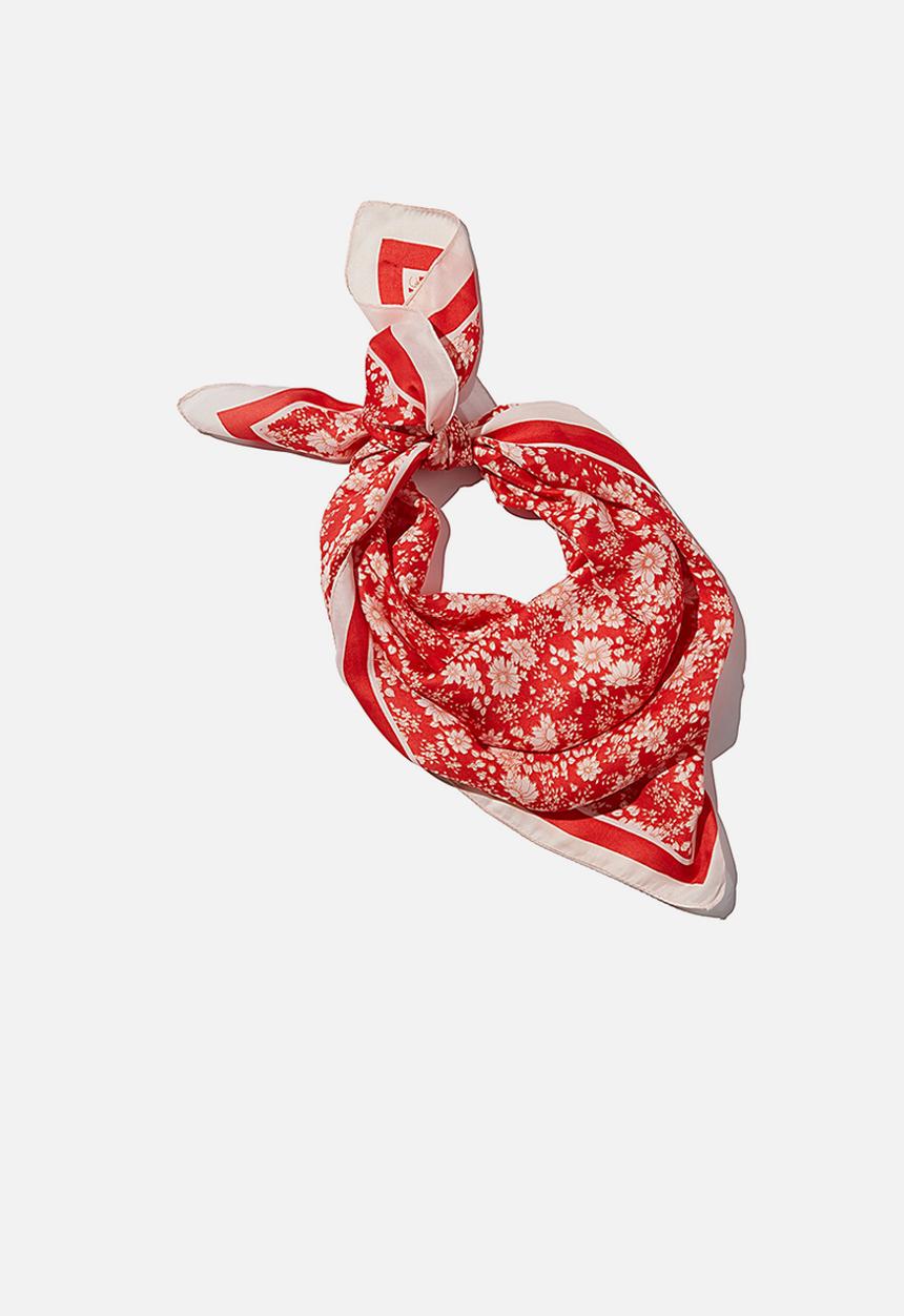 Rubi - Versatile scarf - kellie ditsy lucky red