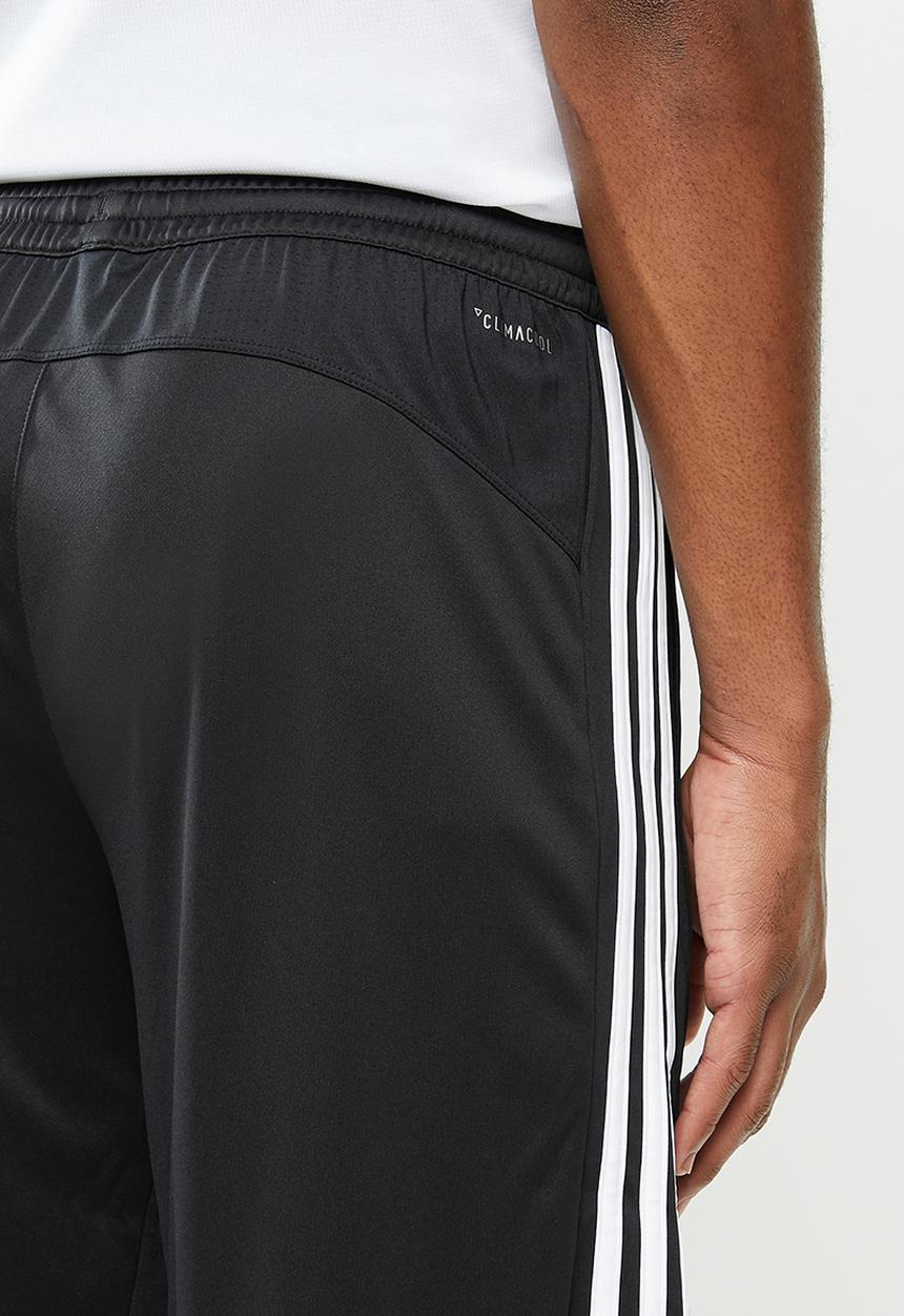 adidas Originals - D2m cool 3 stripes shorts - black