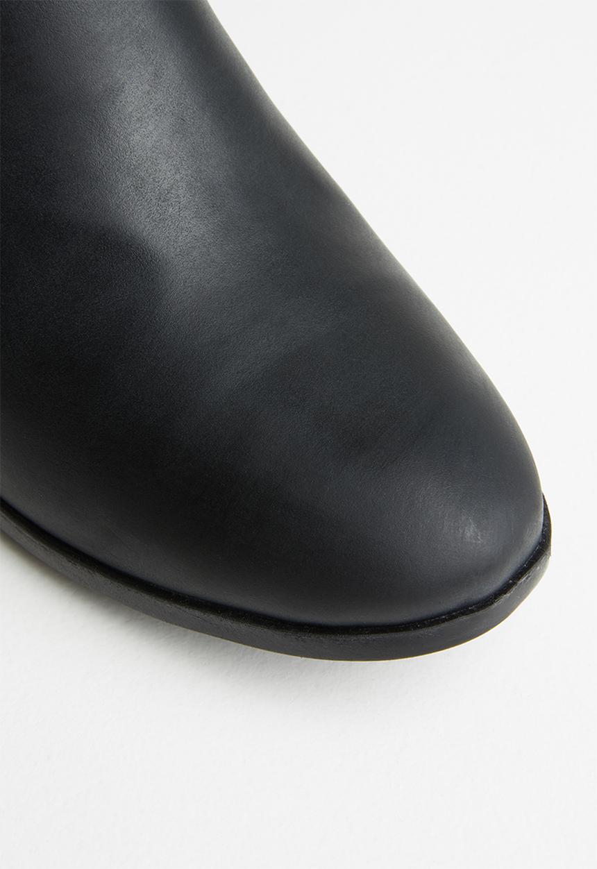 Call It Spring - Leesa boot - black
