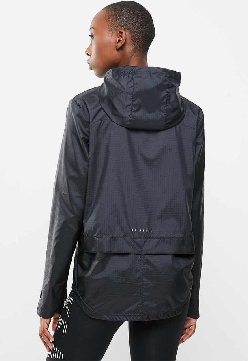 Nike - Essential running jacket - black