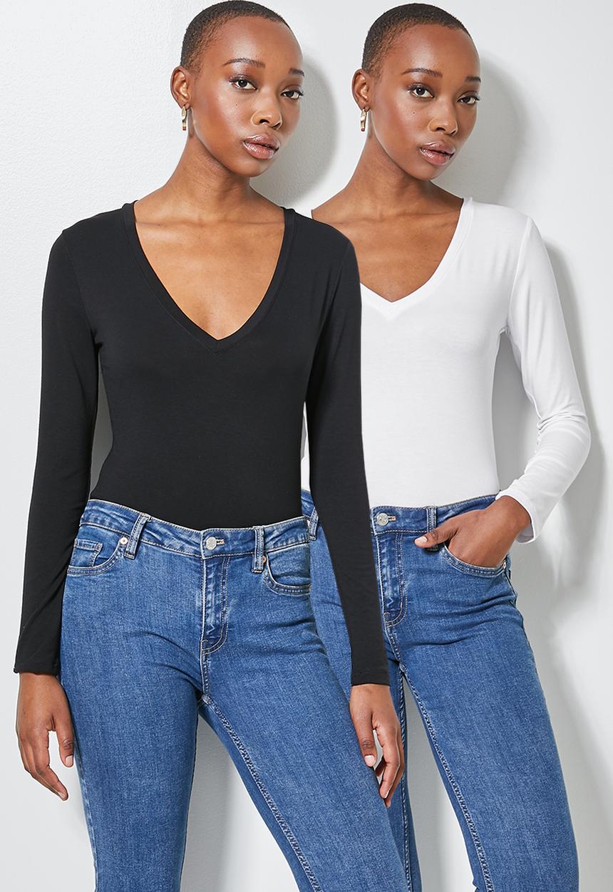 Superbalist - 2 Pack fitted viscose V-neck tee's - black & white
