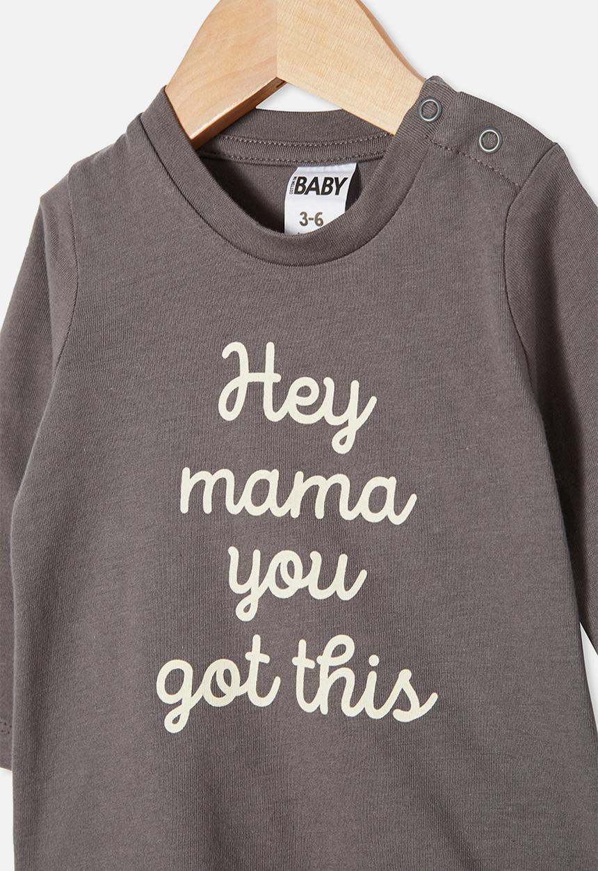 Cotton On - Jamie long sleeve tee - rabbit grey/hey mama you got this