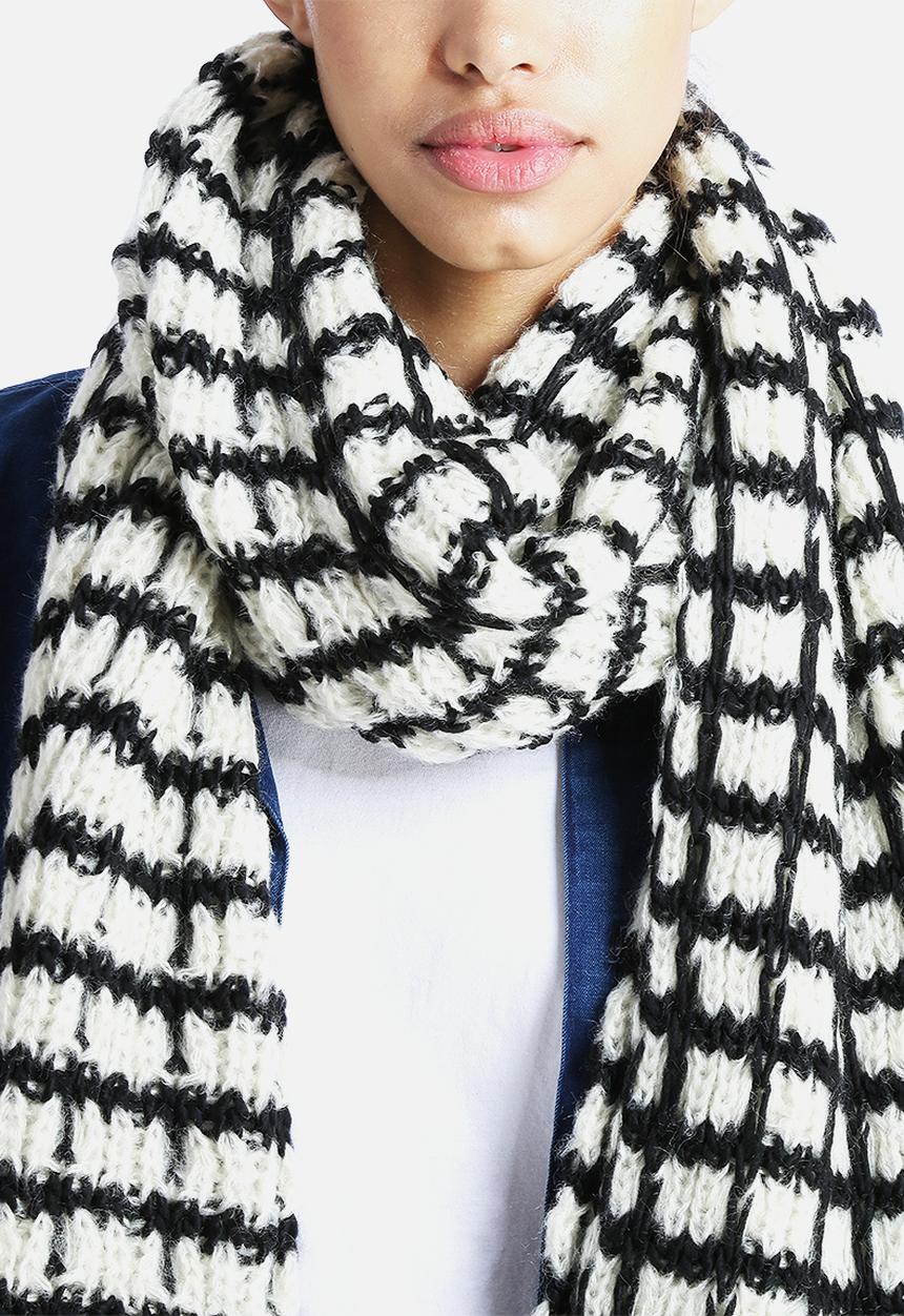 Vero Moda - Sille Long Scarf
