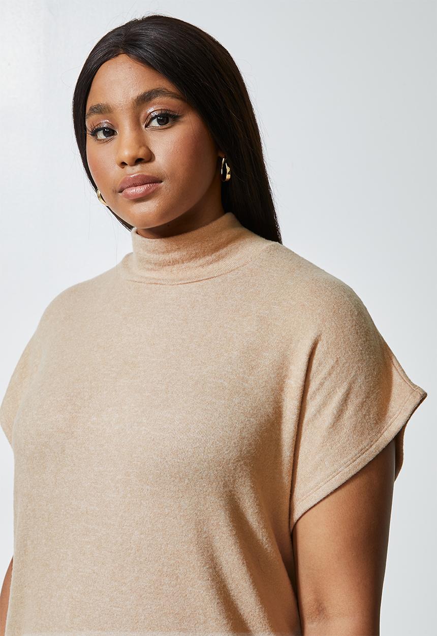 Superbalist - Soft touch sleeveless poloneck top - beige 