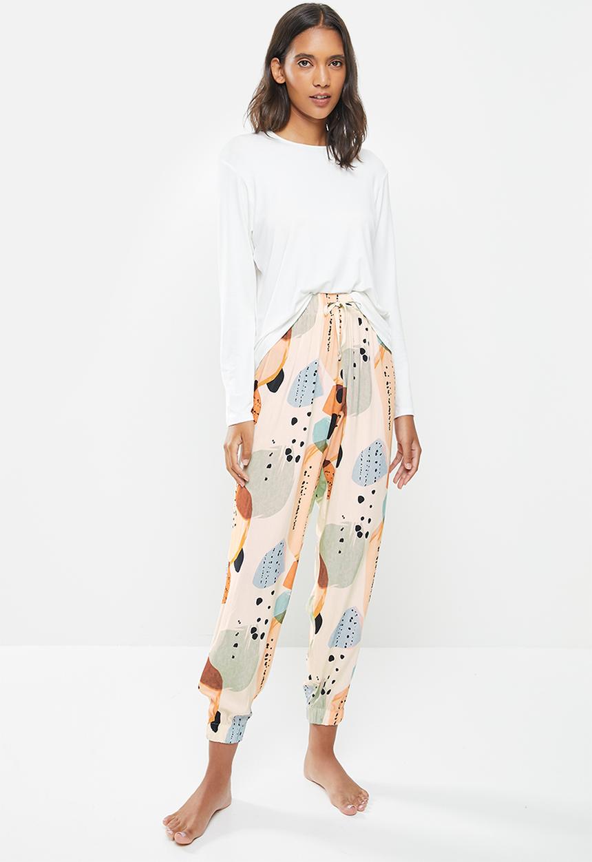 Superbalist - Sleep long sleeve fitted top & pants set - multi