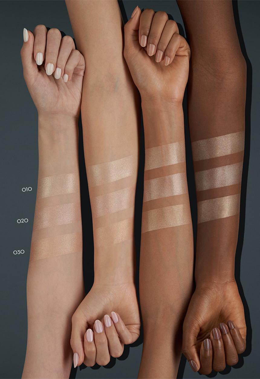 Catrice - More Than Glow Highlighter - 010 Ultimate Platinum Glaze