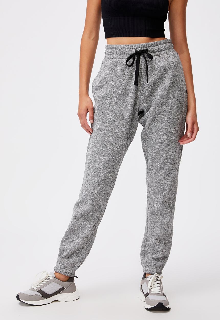 Cotton On - Lifestyle gym track pant - black varsity