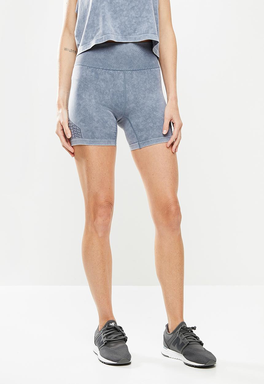 Cotton On - Lifestyle seamless yoga short - blue