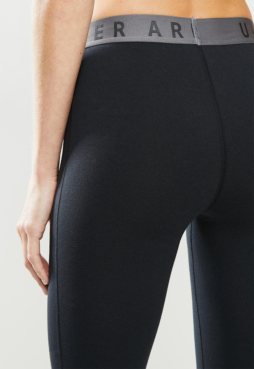 Under Armour - Favourites crop legging - black