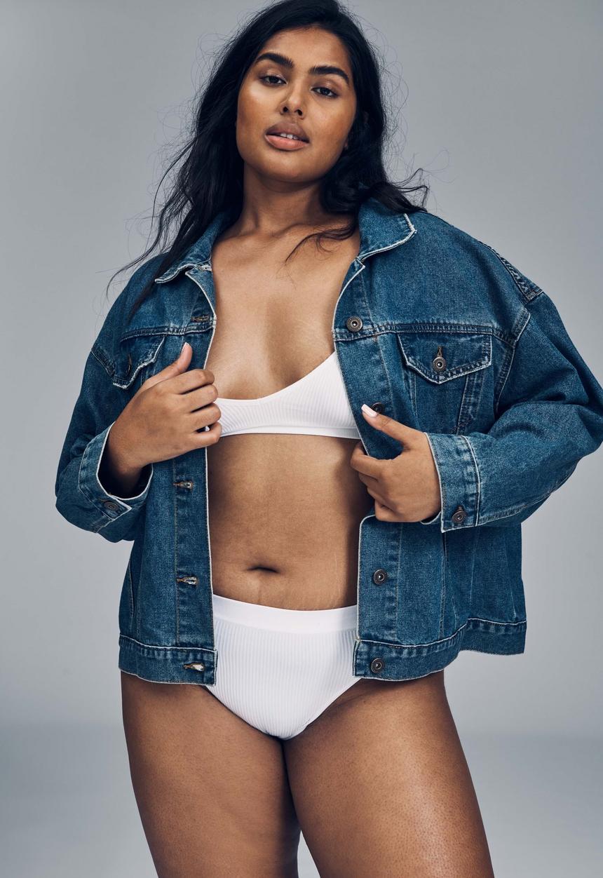 Cotton On - Curve 90s baggy denim jacket - blue