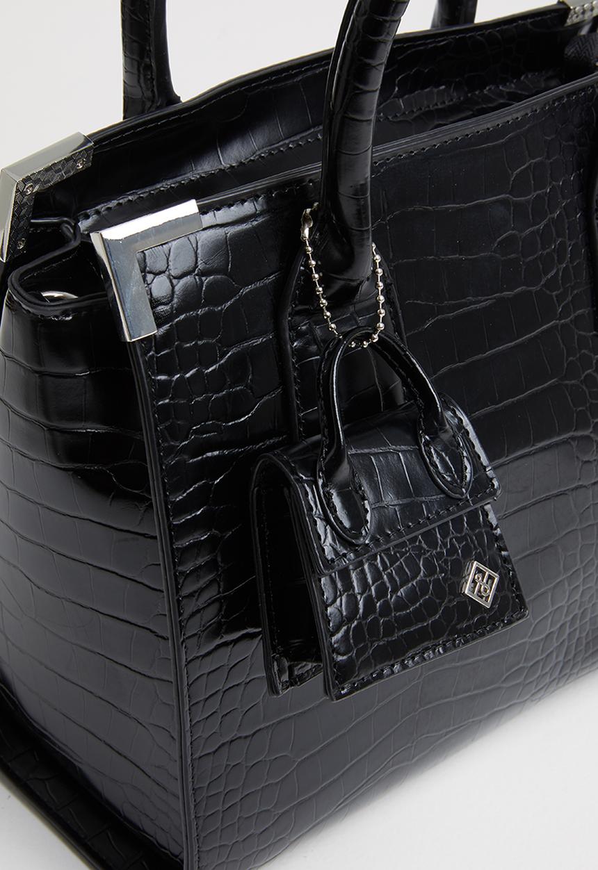 Call It Spring - Doongin - black