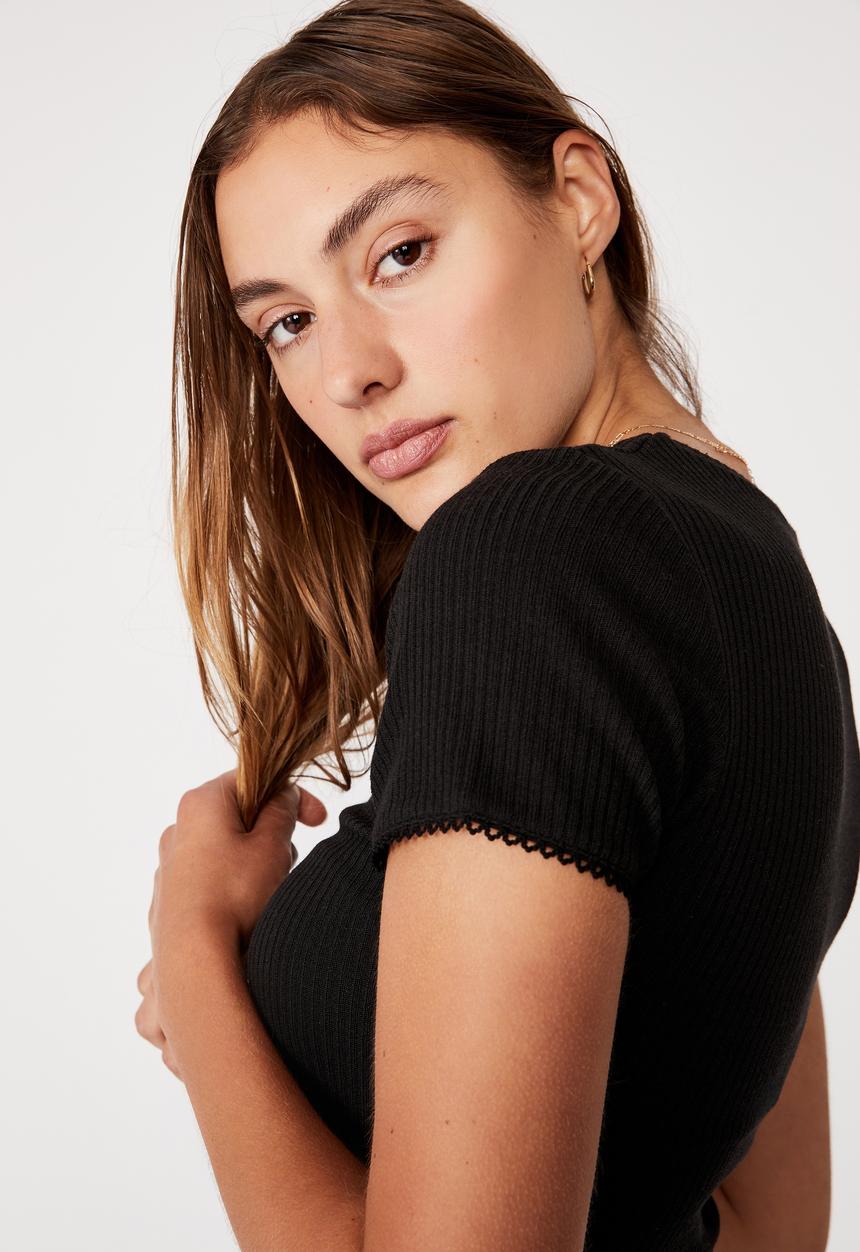 Cotton On - The reggie trim tee - black