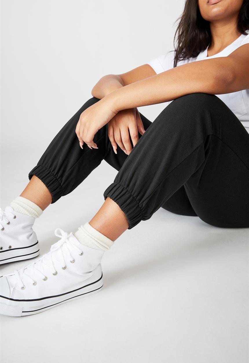 Cotton On - Curve high rise trackpant - washed black