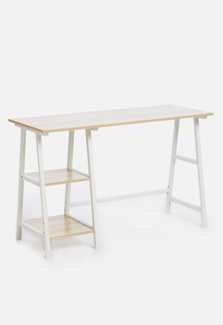 Sixth Floor - Nova desk - natural