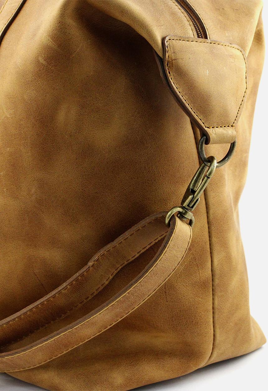Escape Society - Full grain leather nomadic weekender - tan