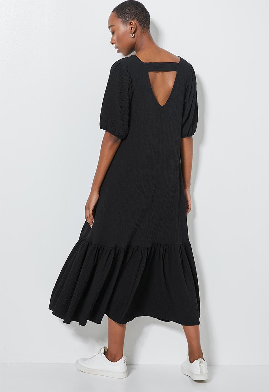 Superbalist - V-back textured fabric tiered dress - black