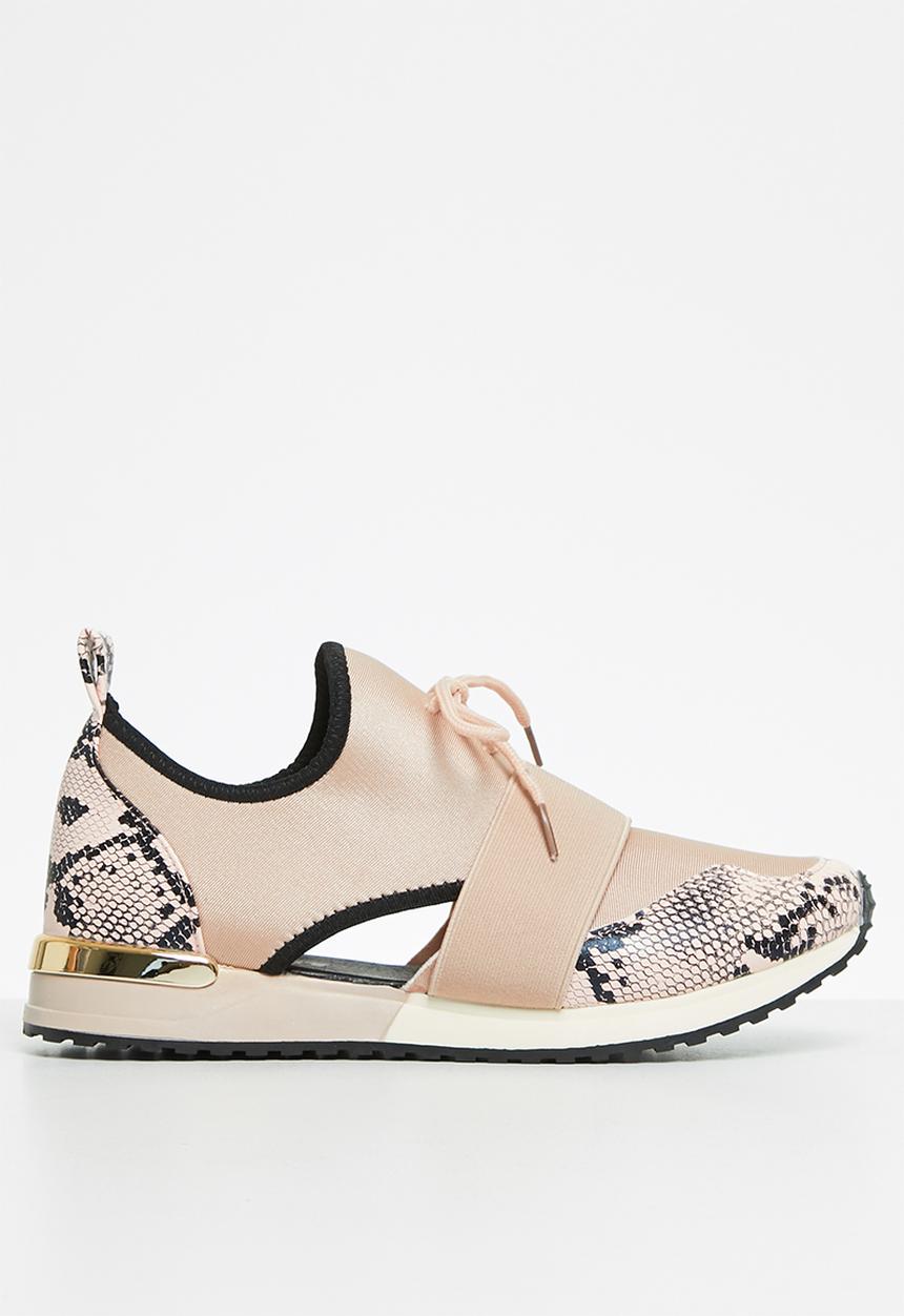 SOVIET - L Andrea - dusty pink & black