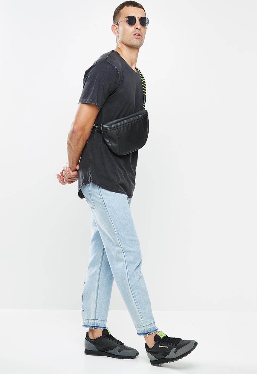 Factorie - Longline curved washed T-shirt - washed black
