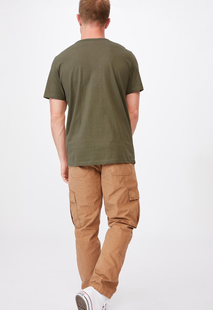 Cotton On - Essential henley T-shirt - olive